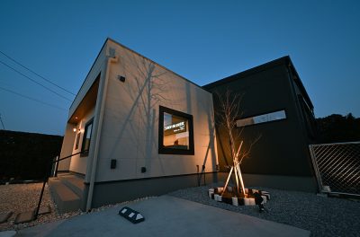 The Two House（MOVIE）